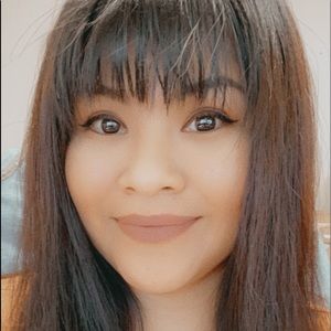 Meet your Posher, Gilena